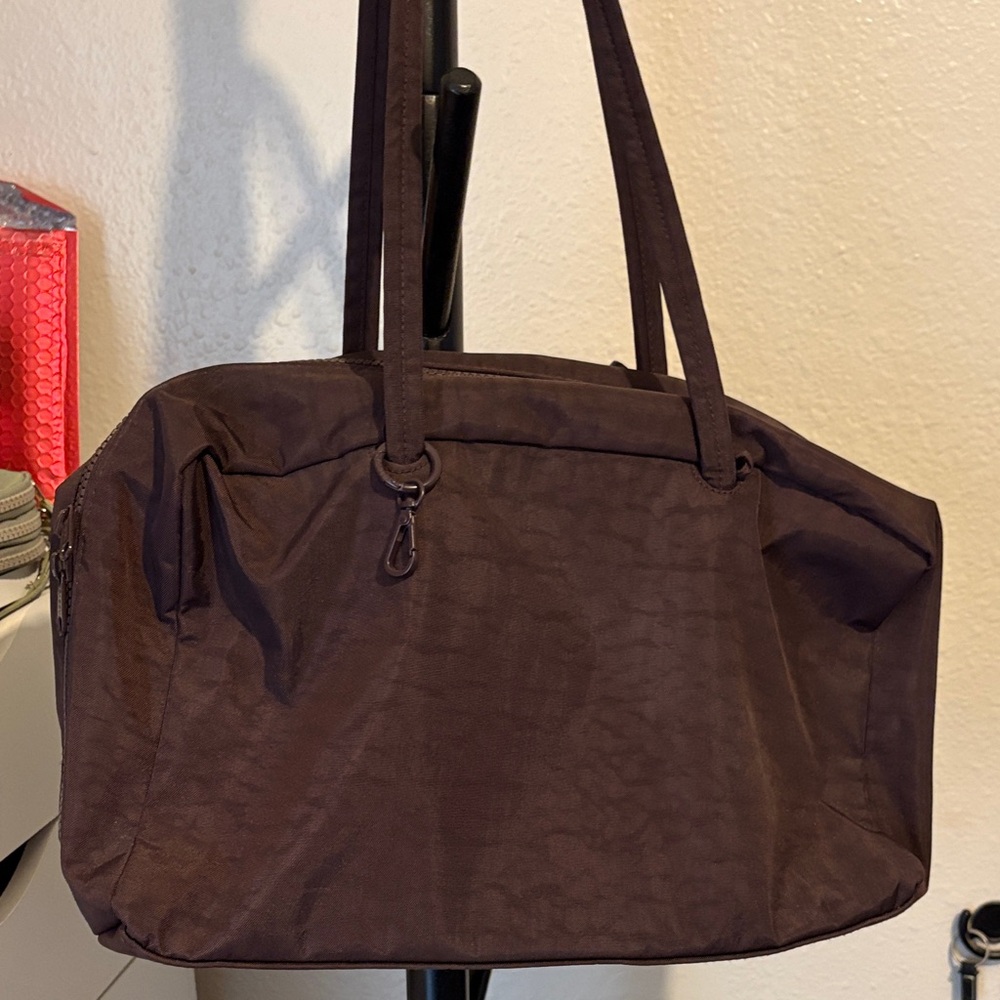 BAGGU Medium Nylon Bowler Bag in chocolate plum